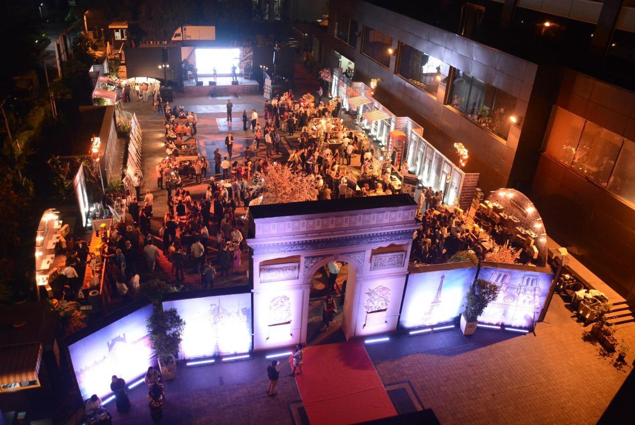 Sofitel Mumbai BKC Hotel Bagian luar foto The 2008 Cannes Film Festival